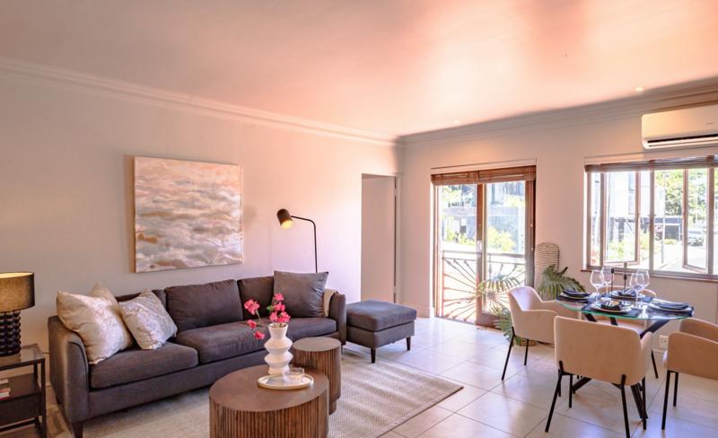 1 Bedroom Property for Sale in Sea Point Western Cape